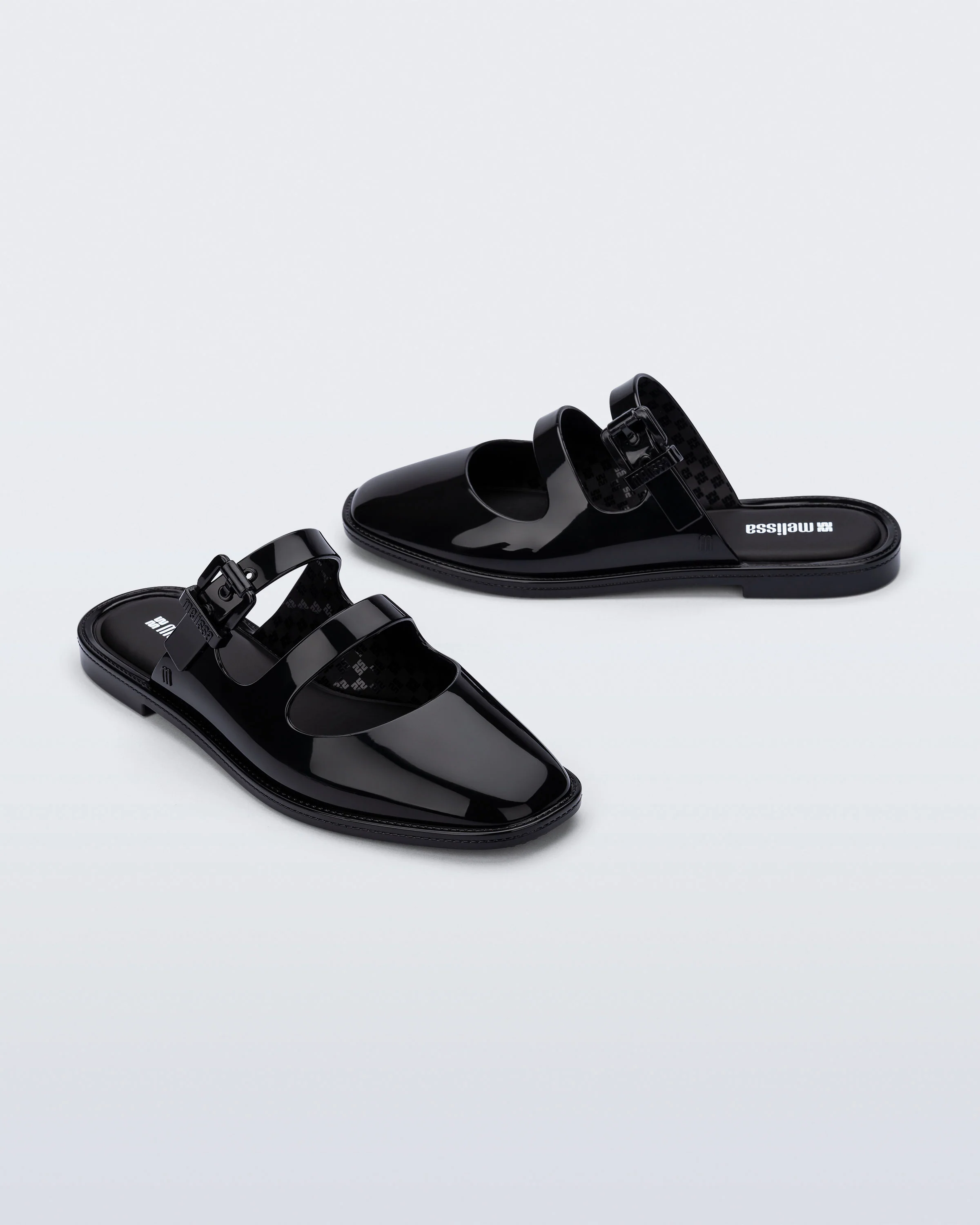 Anastasia - Black - Image 4