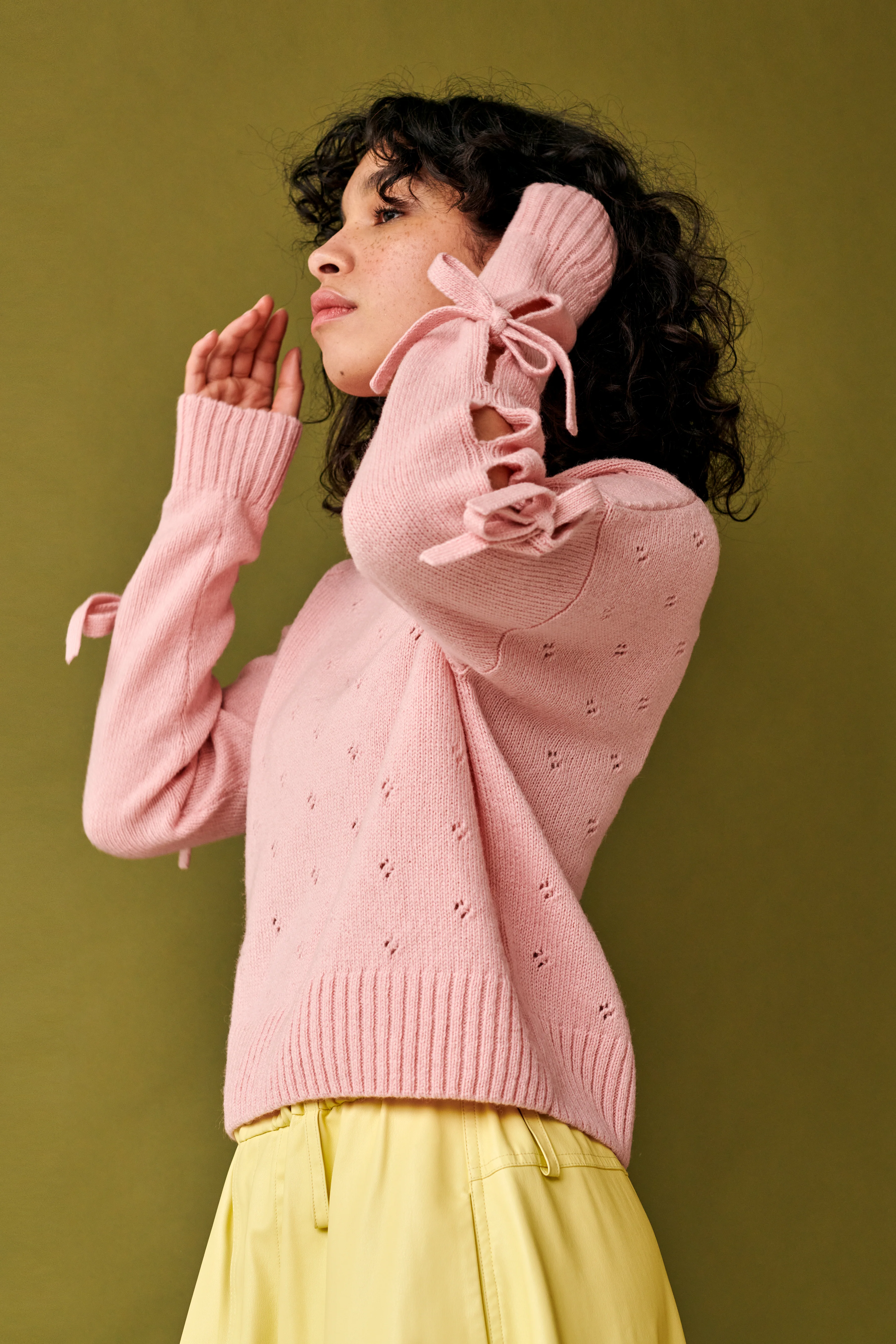 Bow Sweater - Pink - Image 4