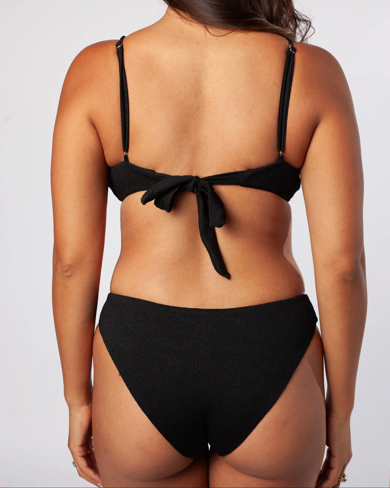 Devi U-Wire Top - Textured Black - Image 5