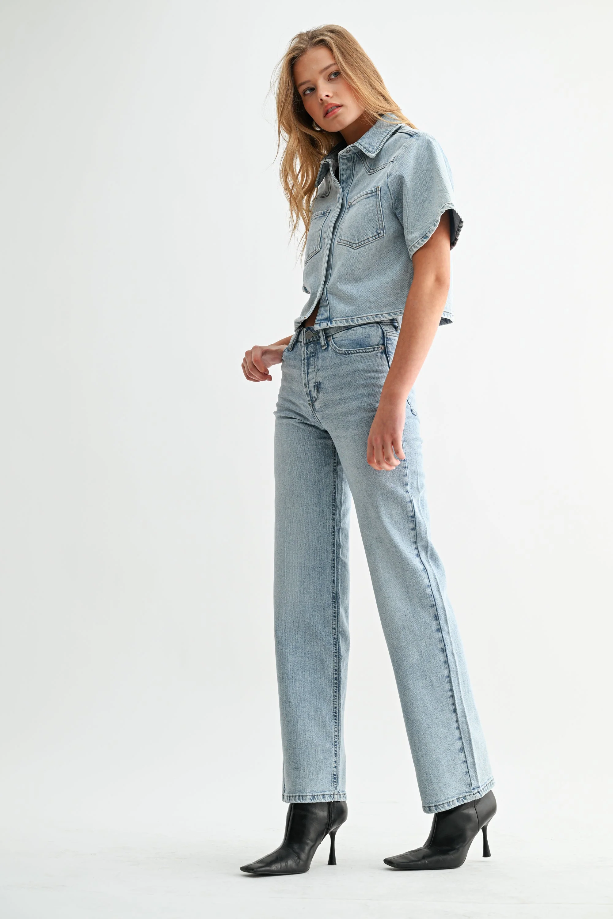High Rise Hidden Waistband Straight - Image 5