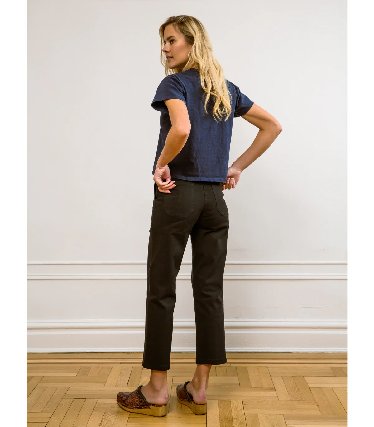 Hutton Boxy Fitted Tee - Navy - Image 6