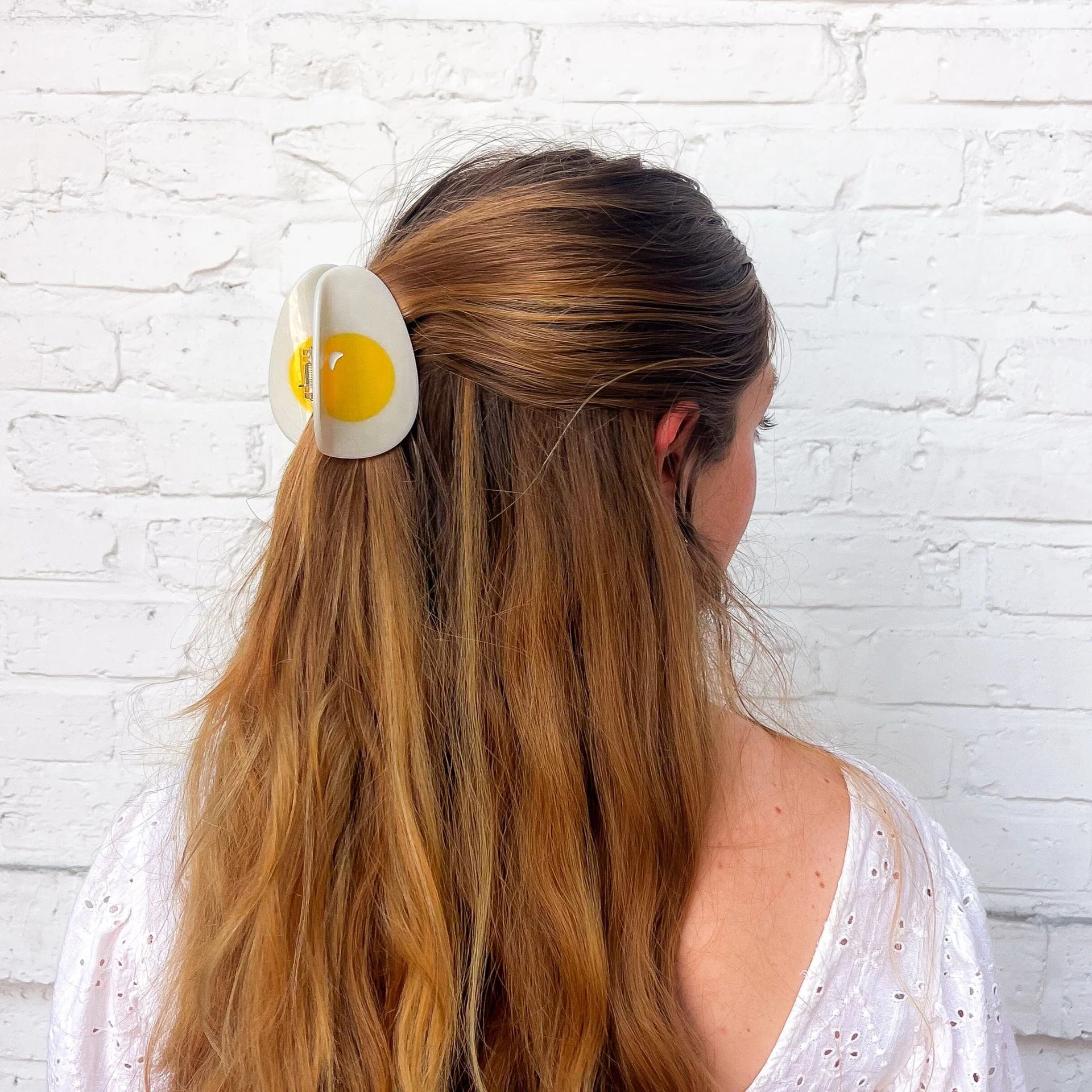 Large Egg Hair Claw - Image 2