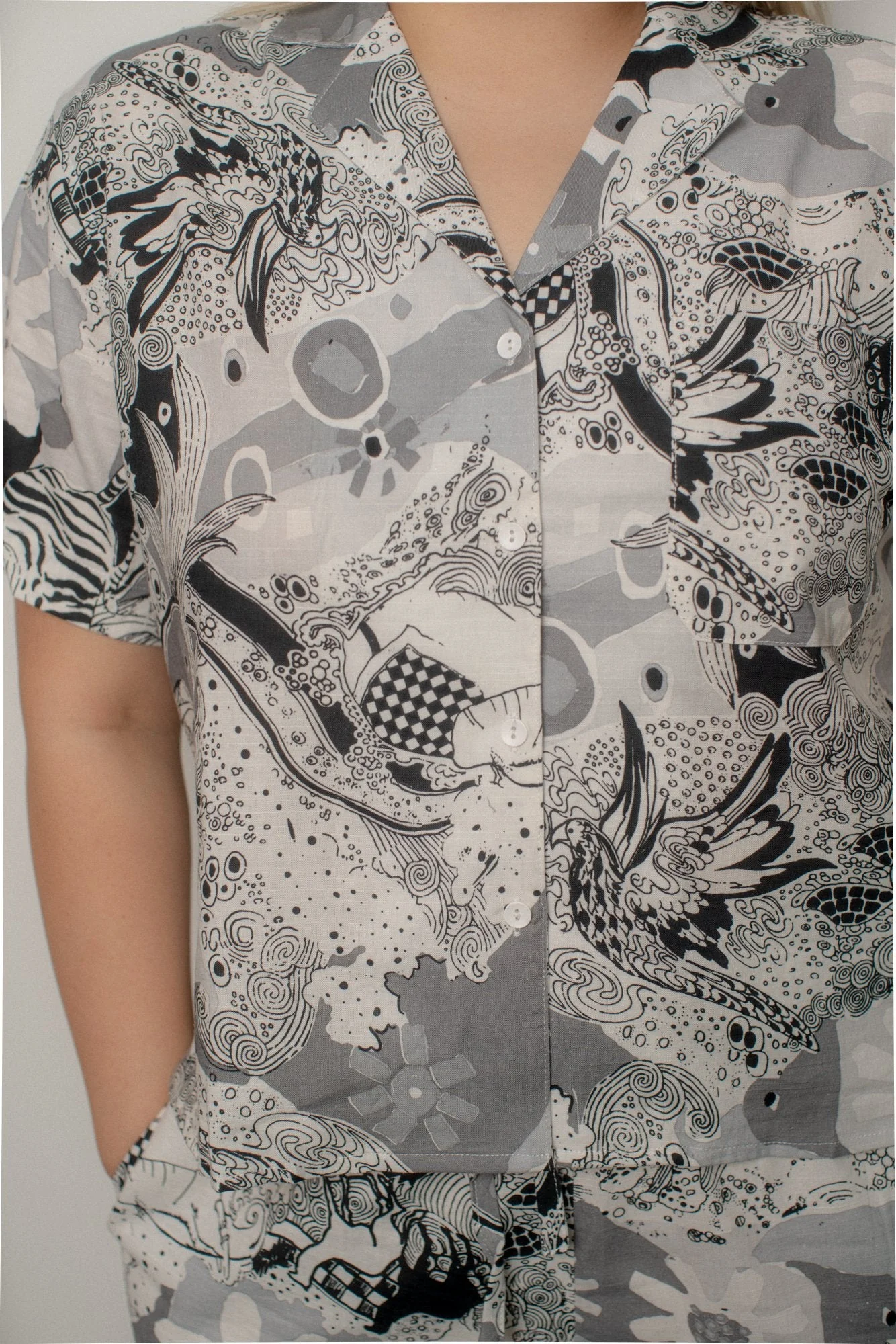 Long Lounge Set - Graphic Parade - Image 5