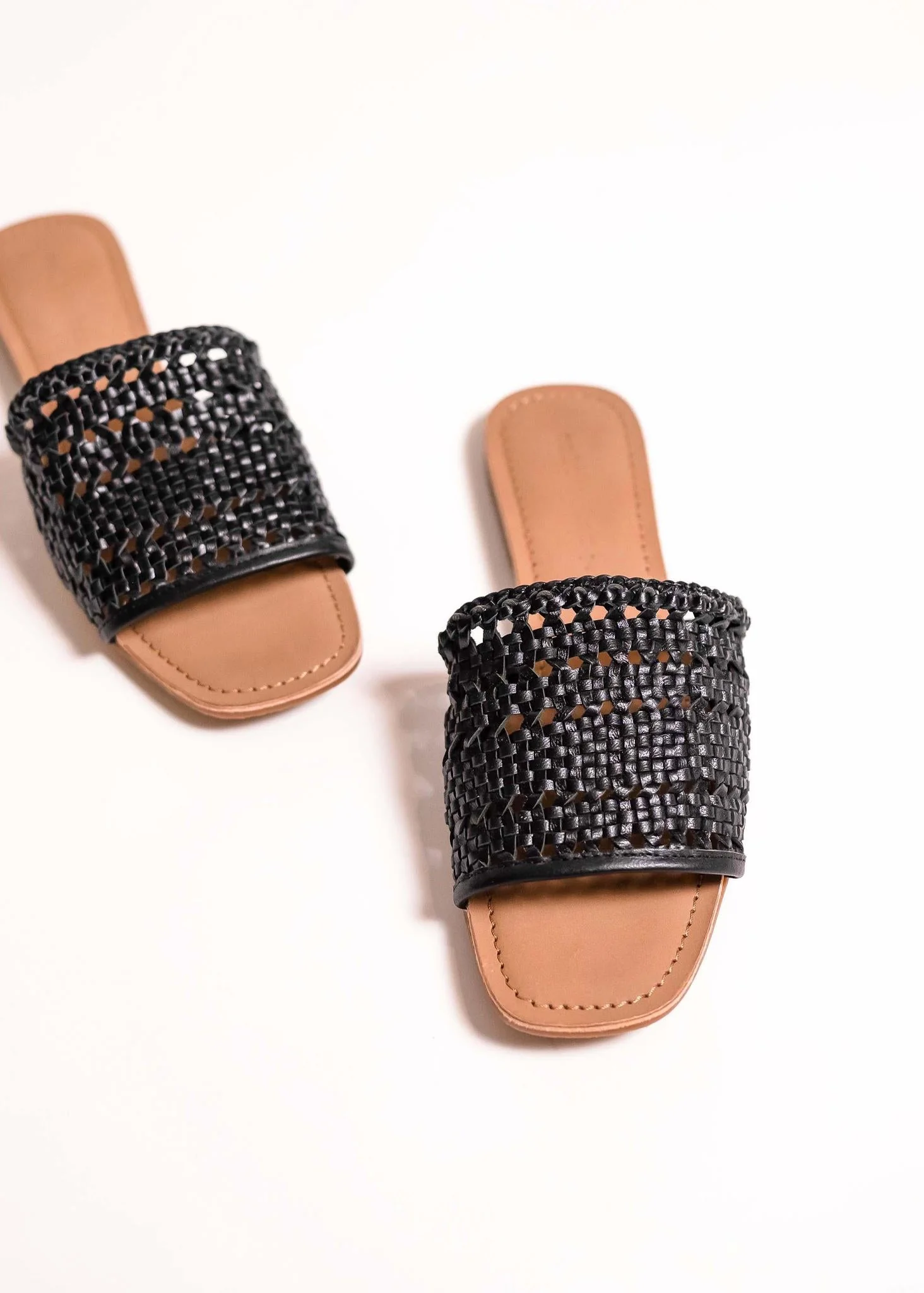 Palm - Black - Image 4