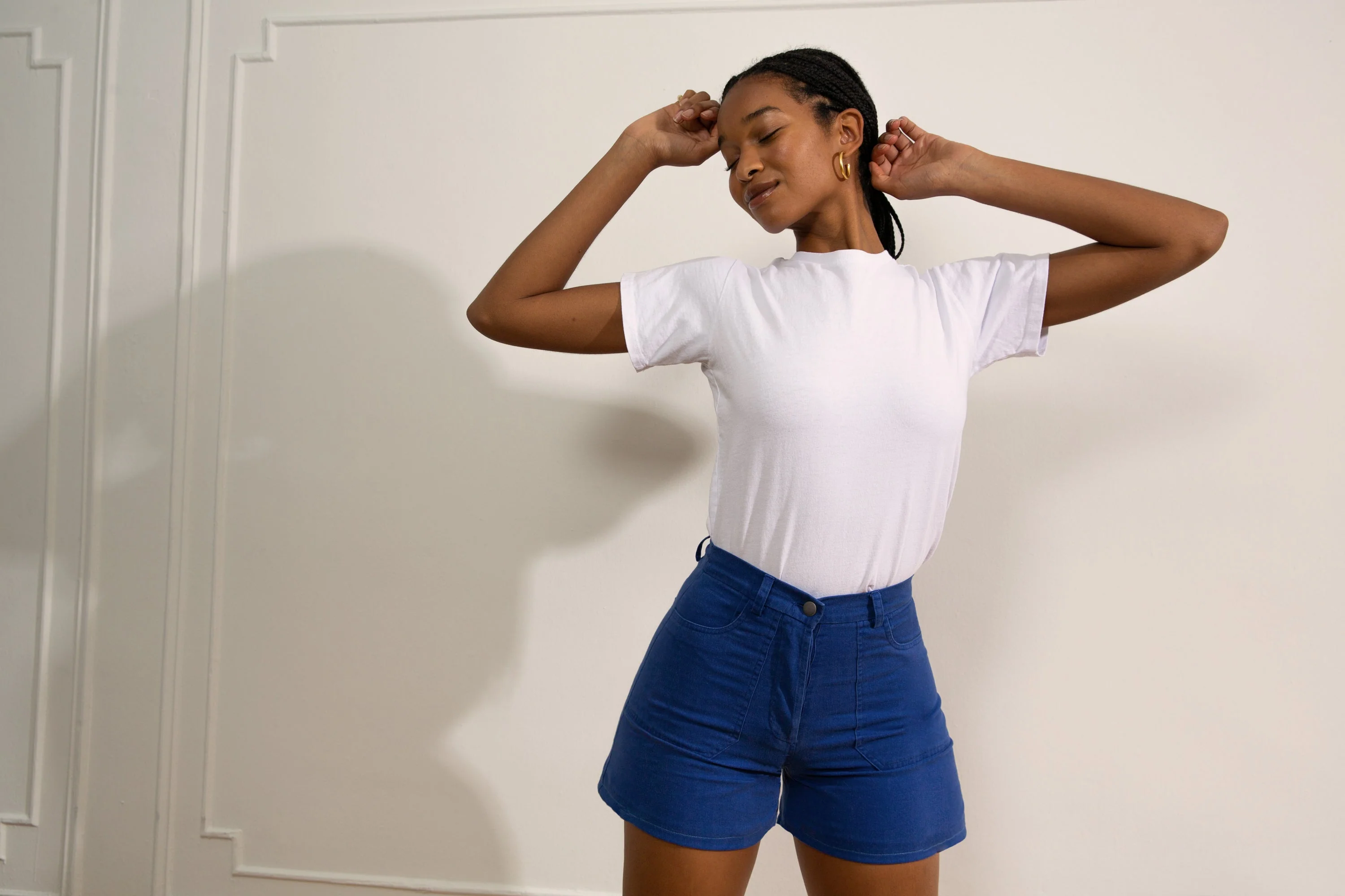 Simone High Waist Shorts - Royal - Image 3