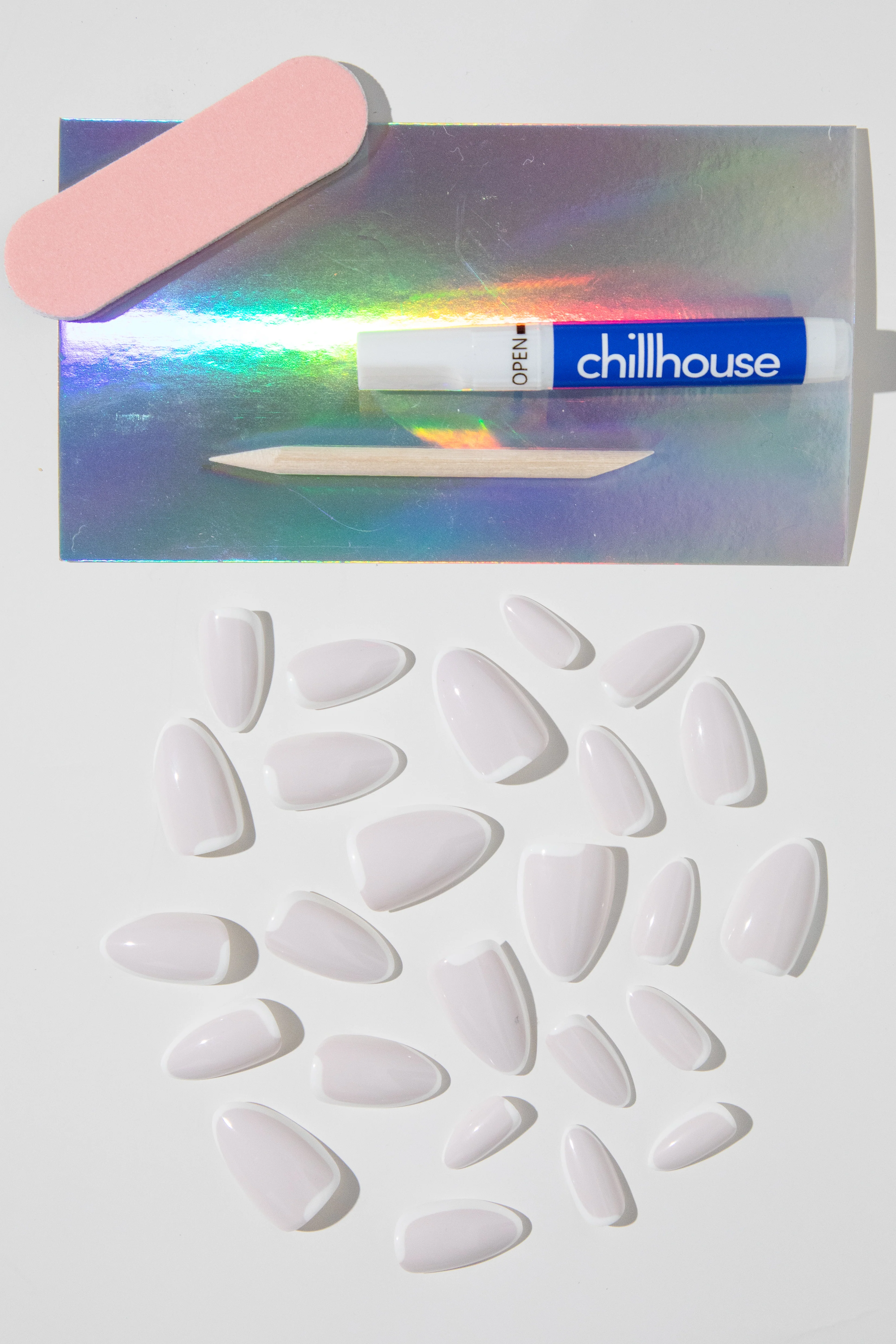 Stone Cold Fox Press Ons - Image 4