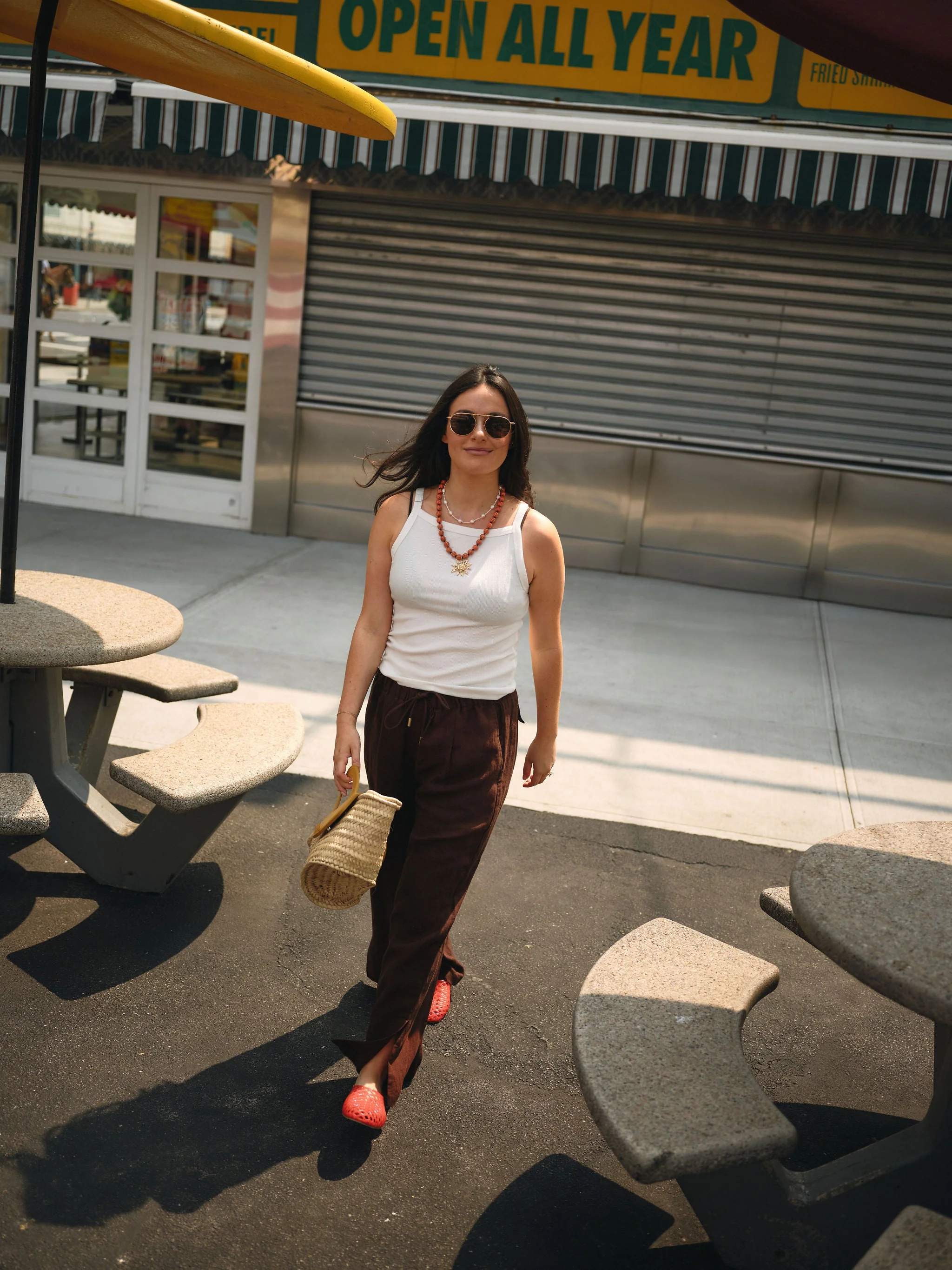 The Tommy Petite Linen Slit Pant - Chocolate - Image 3