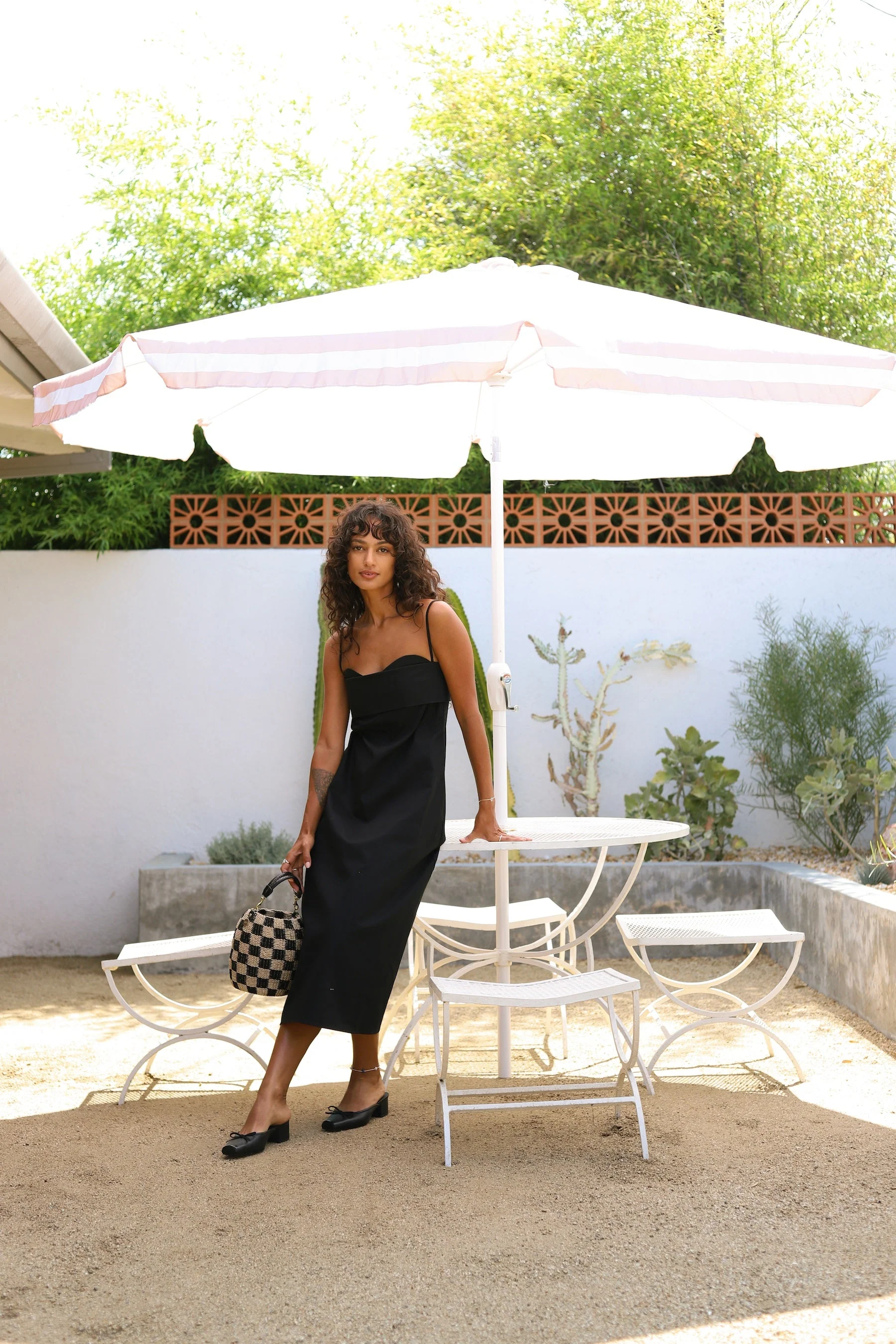 Verona Dress 3.0 - Black - Image 2